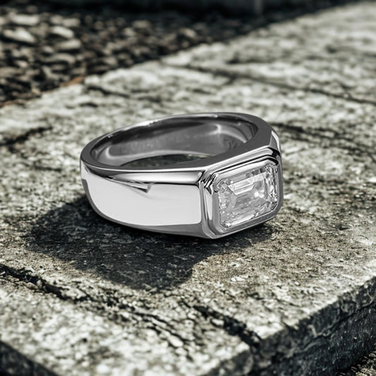 Luminous Grace - Moissanite Diamond Ring